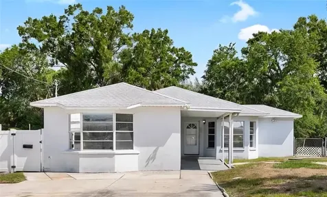 8513 Sunbeam Lane Tampa FL 33615