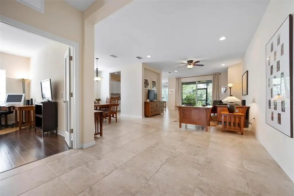 4814 Lake Breeze Terrace Sarasota FL 34243