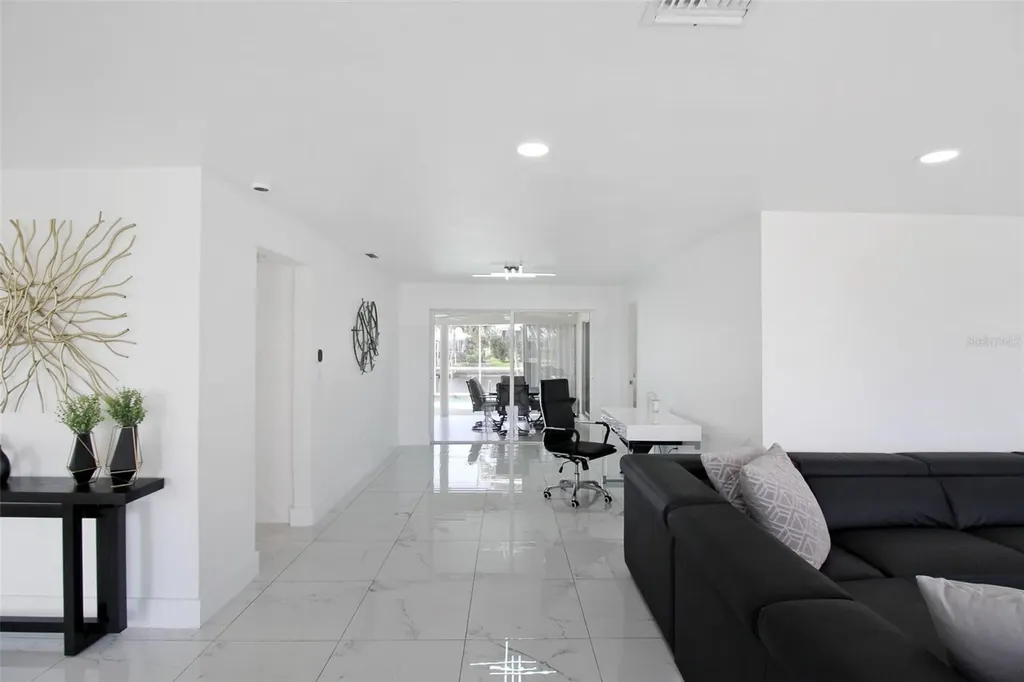 945 Bal Harbor Boulevard Punta Gorda FL 33950
