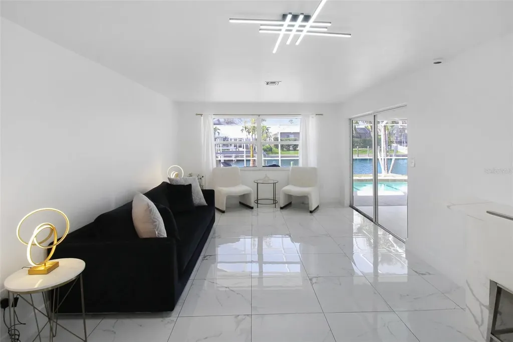 945 Bal Harbor Boulevard Punta Gorda FL 33950