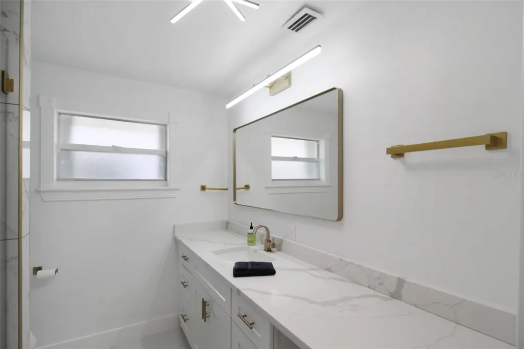 945 Bal Harbor Boulevard Punta Gorda FL 33950