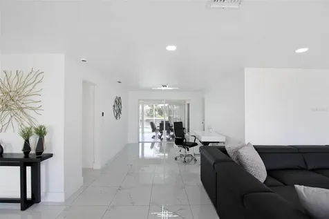 945 Bal Harbor Boulevard Punta Gorda FL 33950