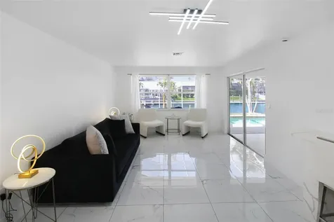 945 Bal Harbor Boulevard Punta Gorda FL 33950