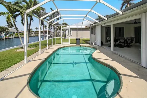 945 Bal Harbor Boulevard Punta Gorda FL 33950