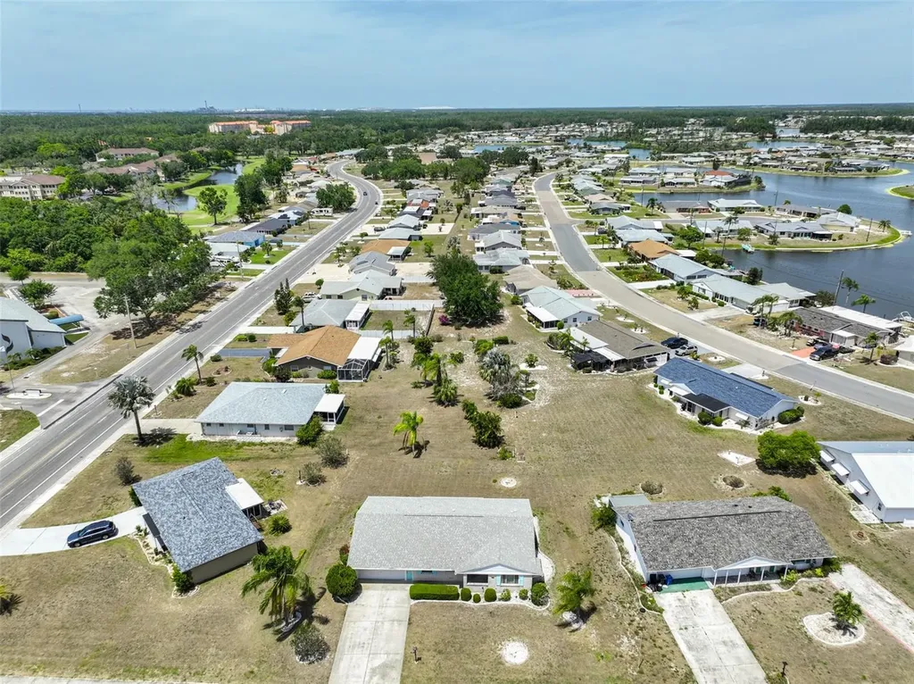 1809 Haverford Avenue Sun City Center FL 33573