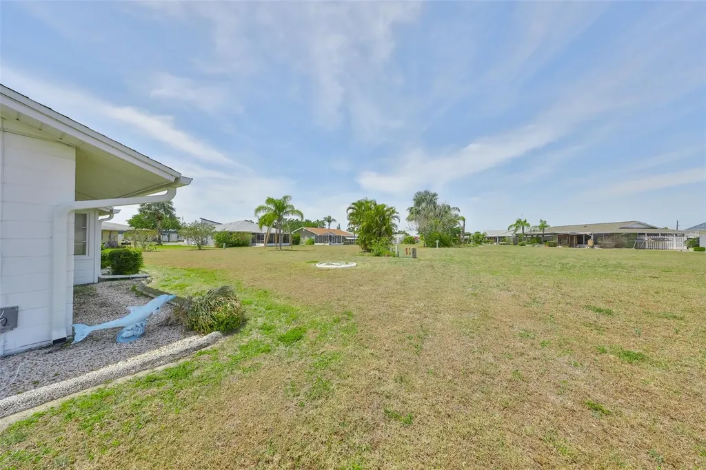 1809 Haverford Avenue Sun City Center FL 33573