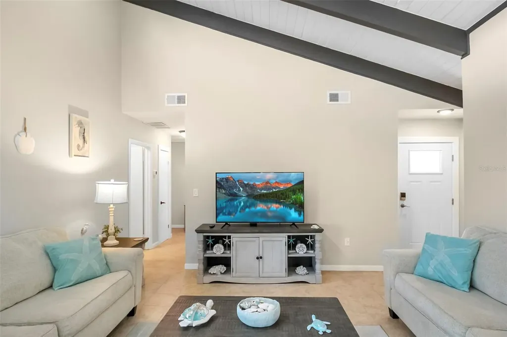 5824 Wildwood Avenue Sarasota FL 34231