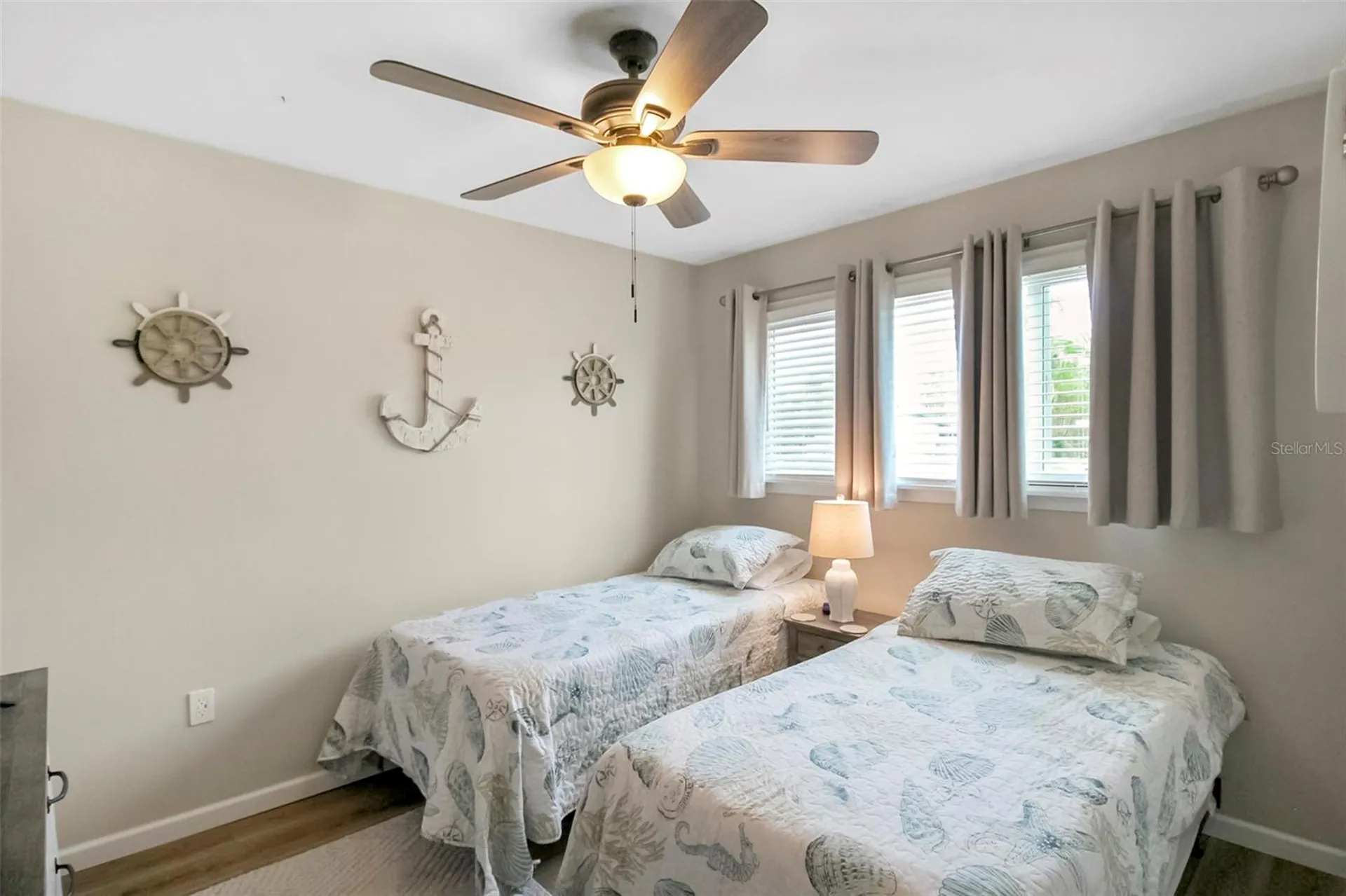 5824 Wildwood Avenue Sarasota FL 34231