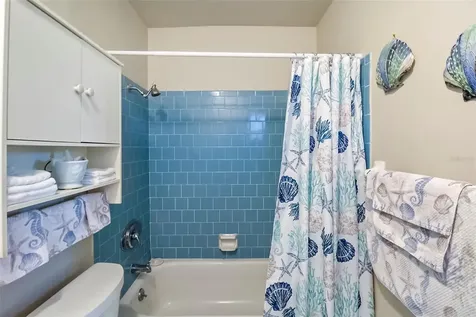 5824 Wildwood Avenue Sarasota FL 34231