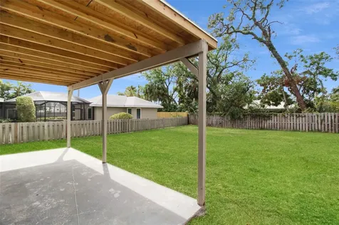 5824 Wildwood Avenue Sarasota FL 34231