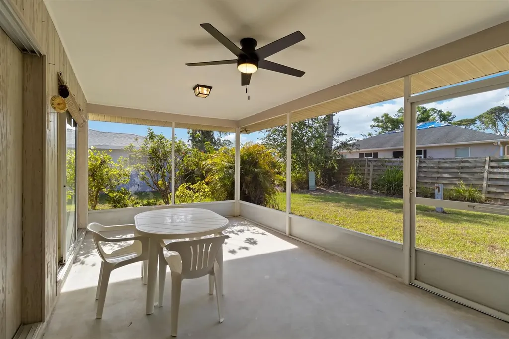 2271 Pine View Circle Sarasota FL 34231