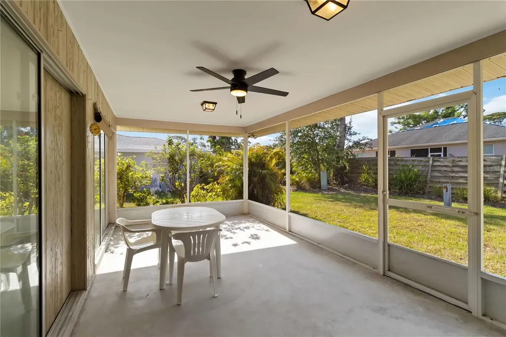 2271 Pine View Circle Sarasota FL 34231