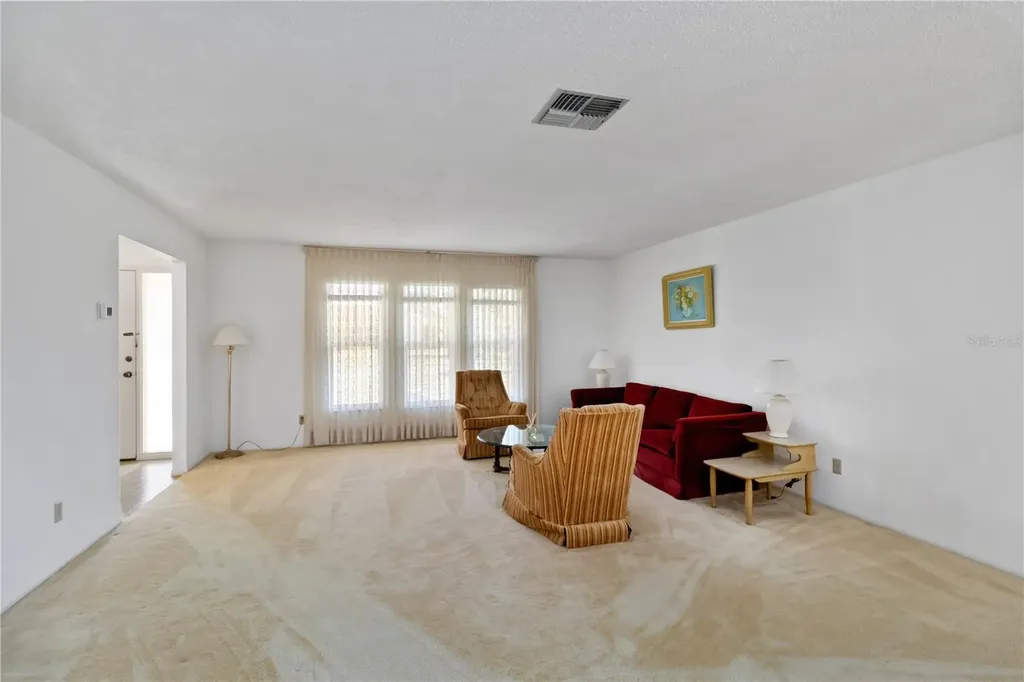 2271 Pine View Circle Sarasota FL 34231
