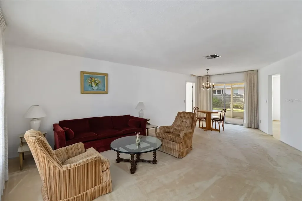 2271 Pine View Circle Sarasota FL 34231