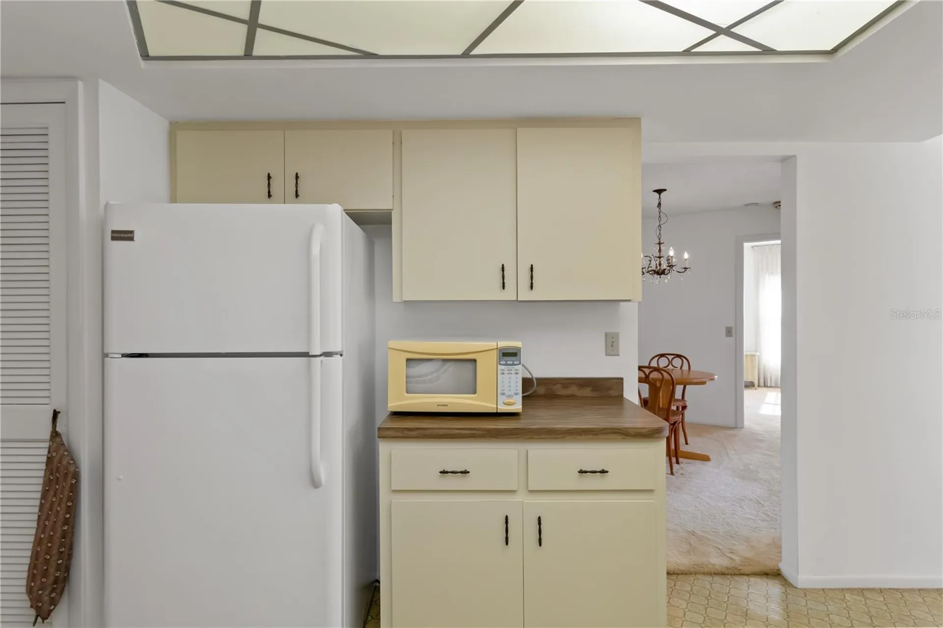 2271 Pine View Circle Sarasota FL 34231