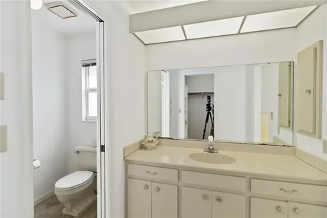 2271 Pine View Circle Sarasota FL 34231