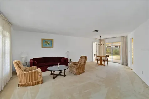 2271 Pine View Circle Sarasota FL 34231