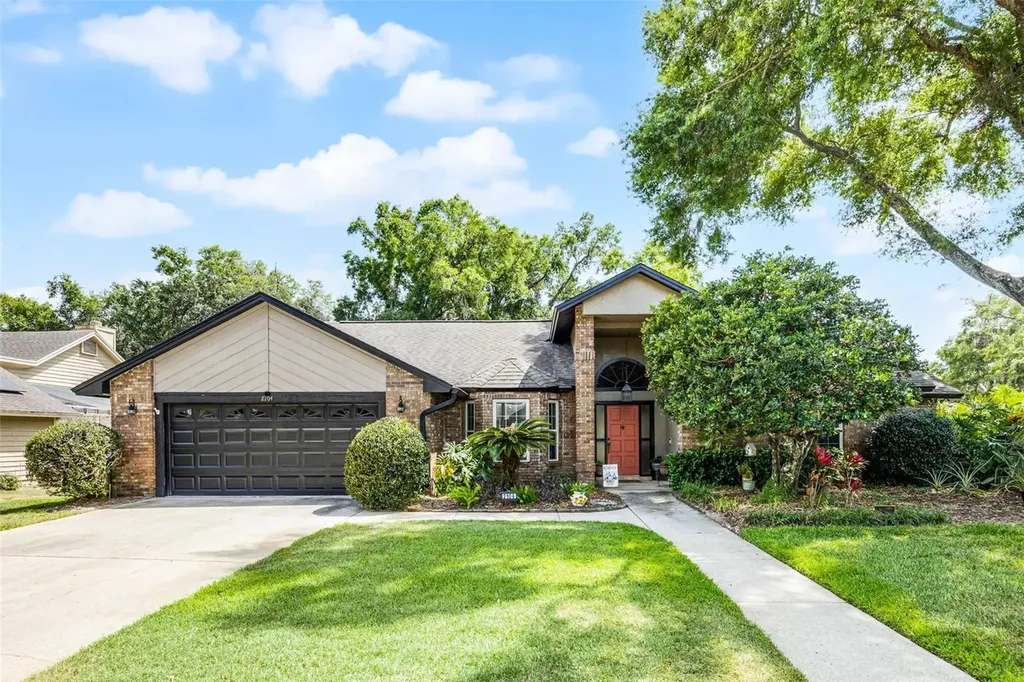 2104 Palm Crest Drive Apopka FL 32712