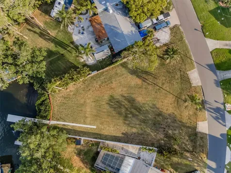 117 Carlyle Drive Palm Harbor FL 34683