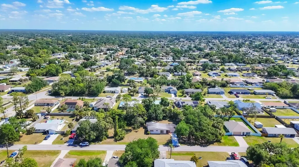 2538 Lakeshore Circle Port Charlotte FL 33952