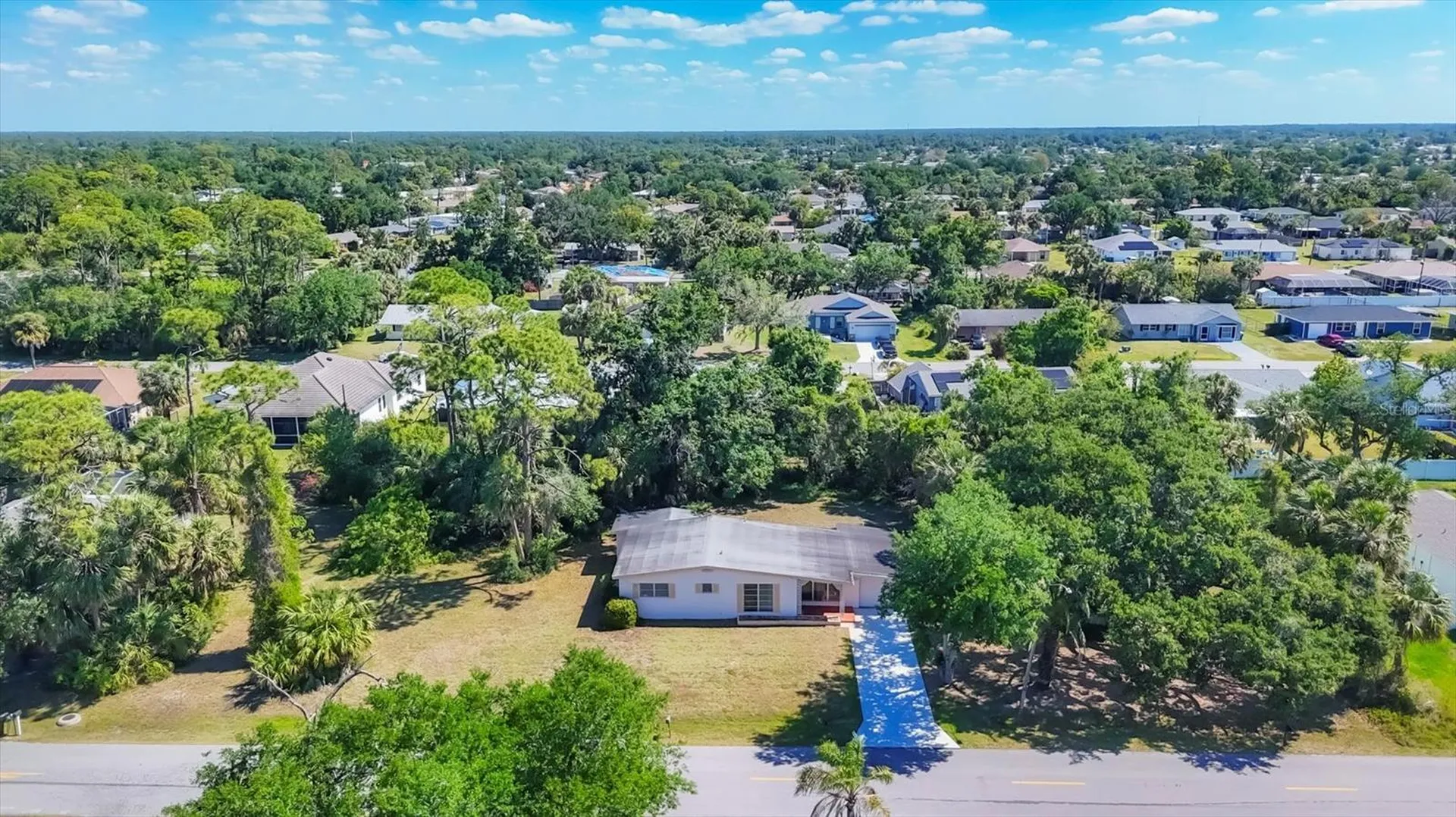 2538 Lakeshore Circle Port Charlotte FL 33952