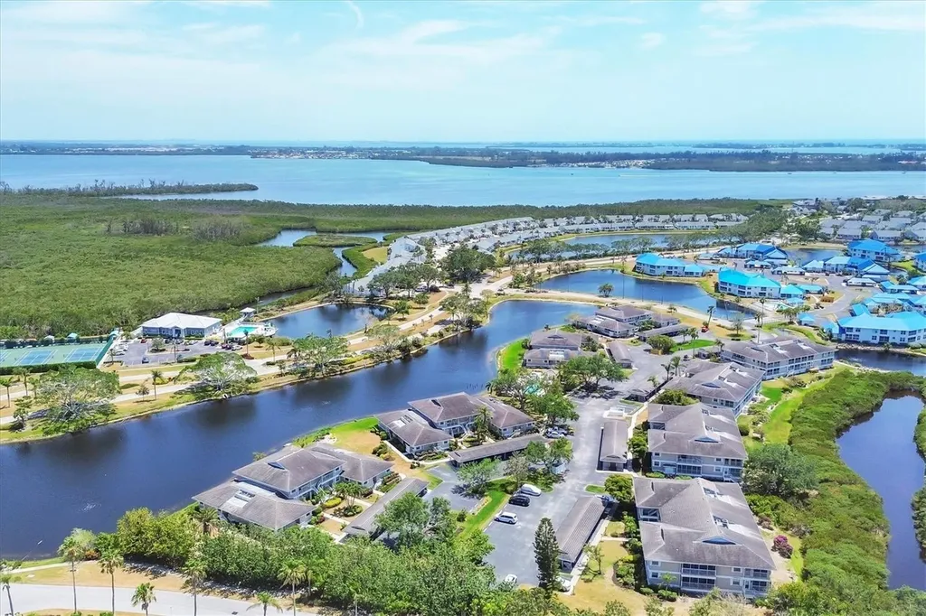 623 Estuary Drive Bradenton FL 34209