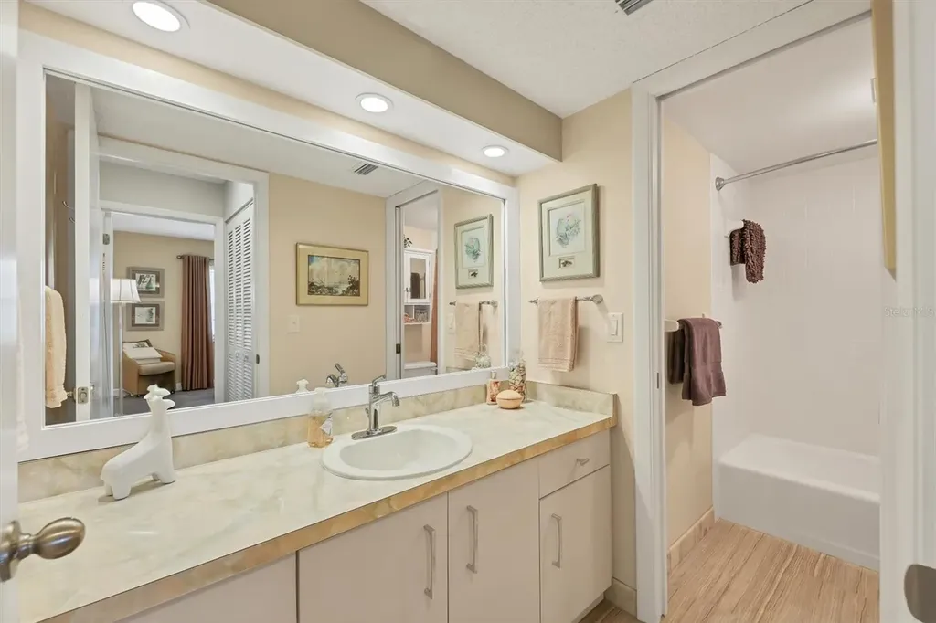 623 Estuary Drive Bradenton FL 34209