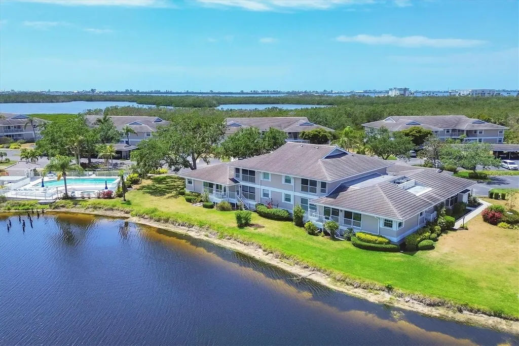 623 Estuary Drive Bradenton FL 34209