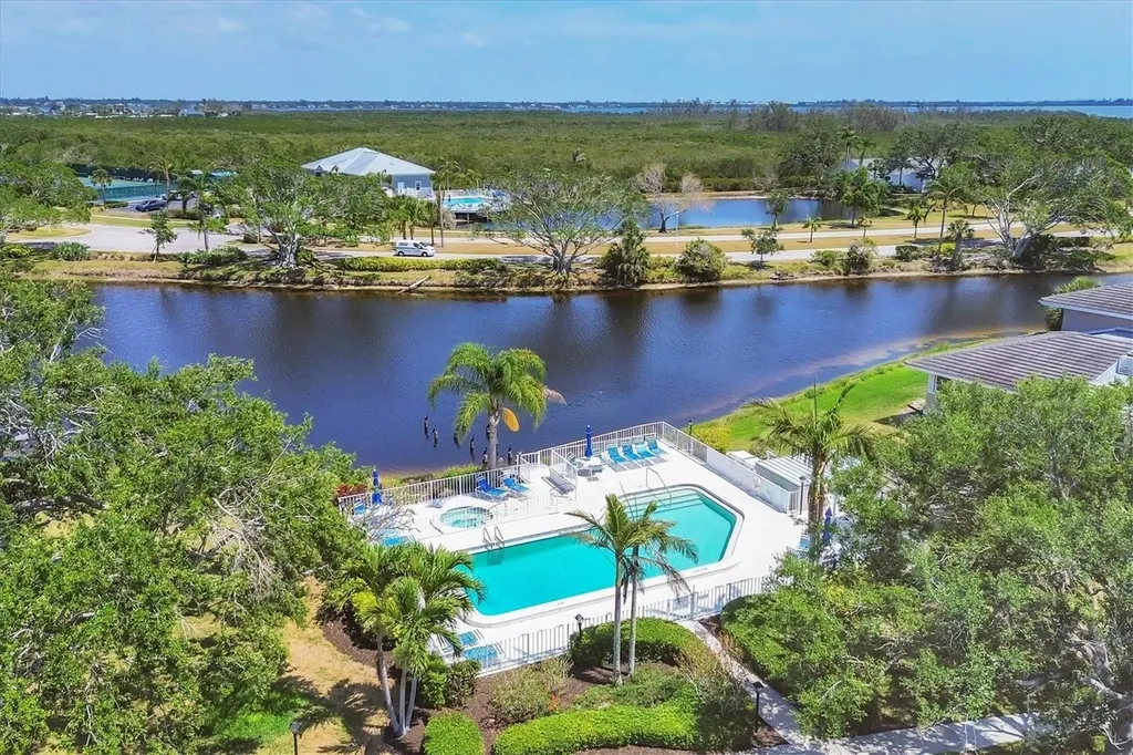 623 Estuary Drive Bradenton FL 34209