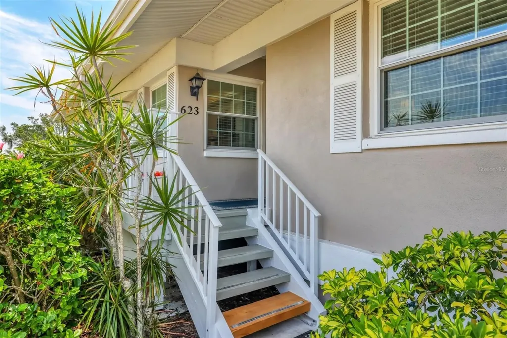 623 Estuary Drive Bradenton FL 34209