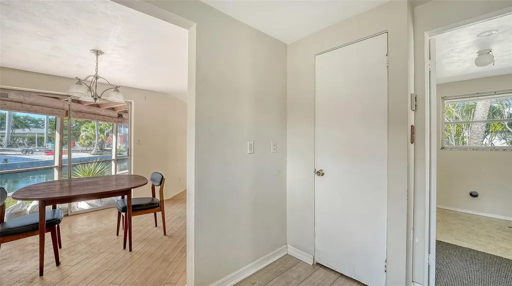 780 Jungle Queen Way Longboat Key FL 34228