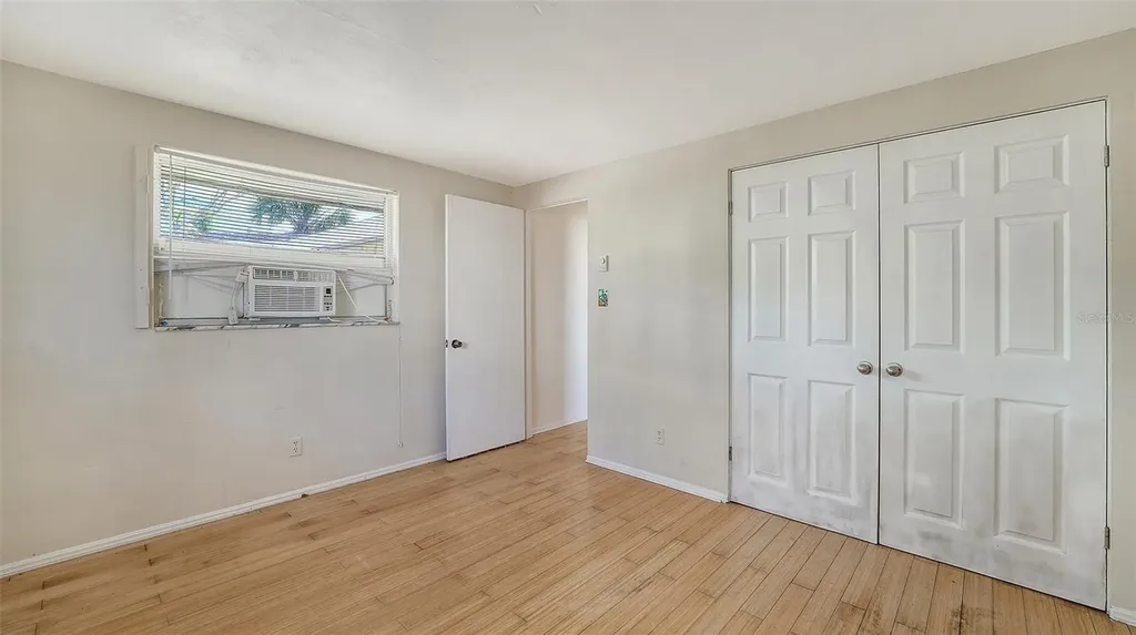 780 Jungle Queen Way Longboat Key FL 34228