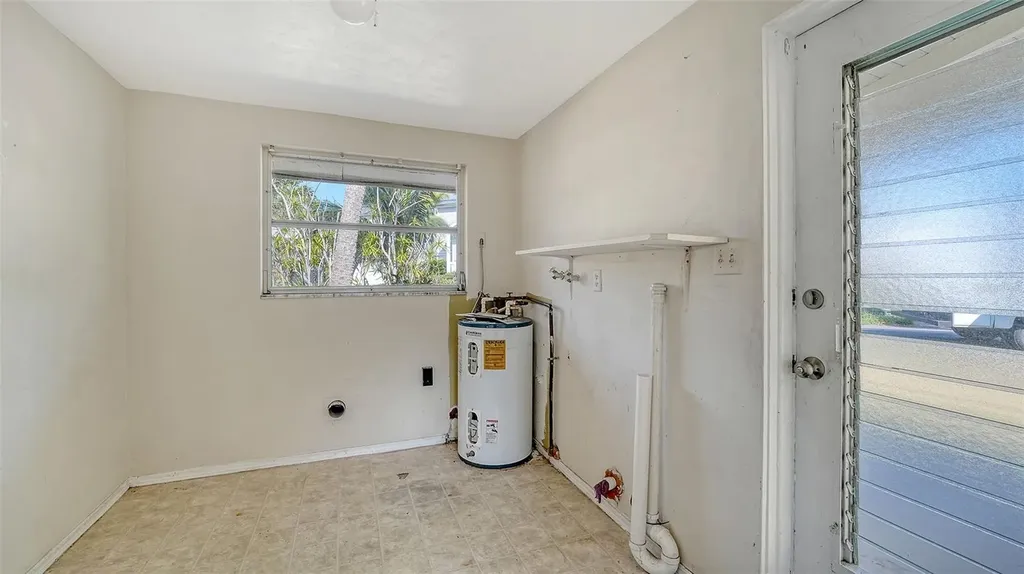 780 Jungle Queen Way Longboat Key FL 34228