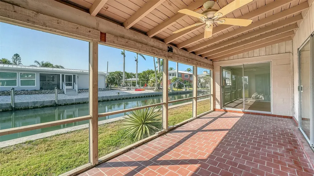 780 Jungle Queen Way Longboat Key FL 34228