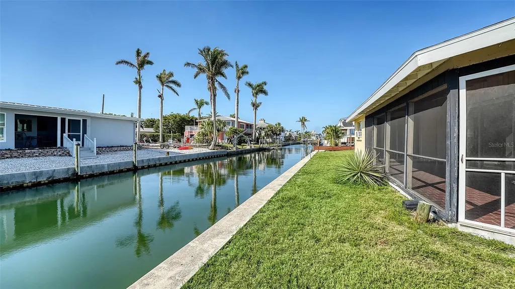 780 Jungle Queen Way Longboat Key FL 34228