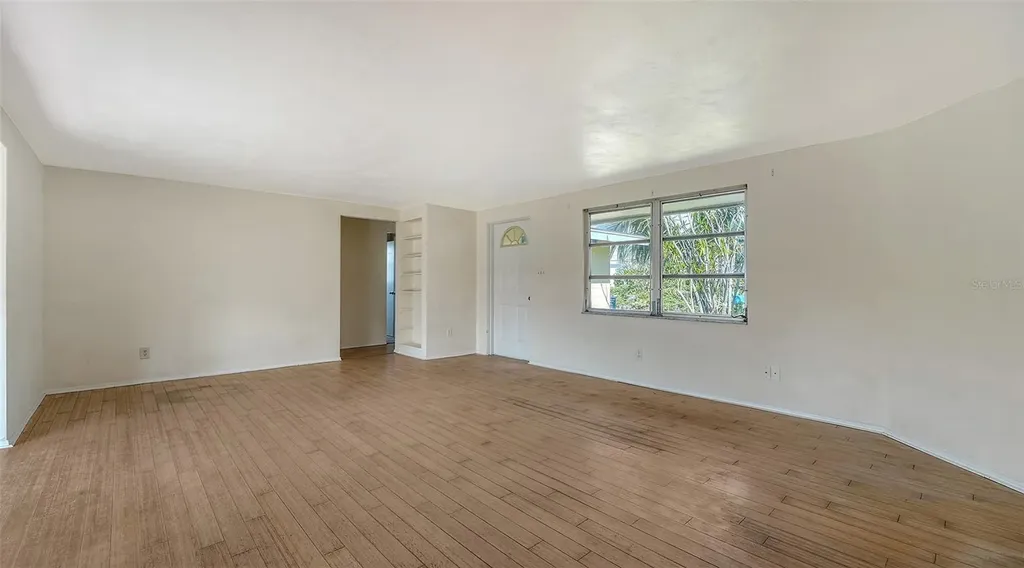 780 Jungle Queen Way Longboat Key FL 34228