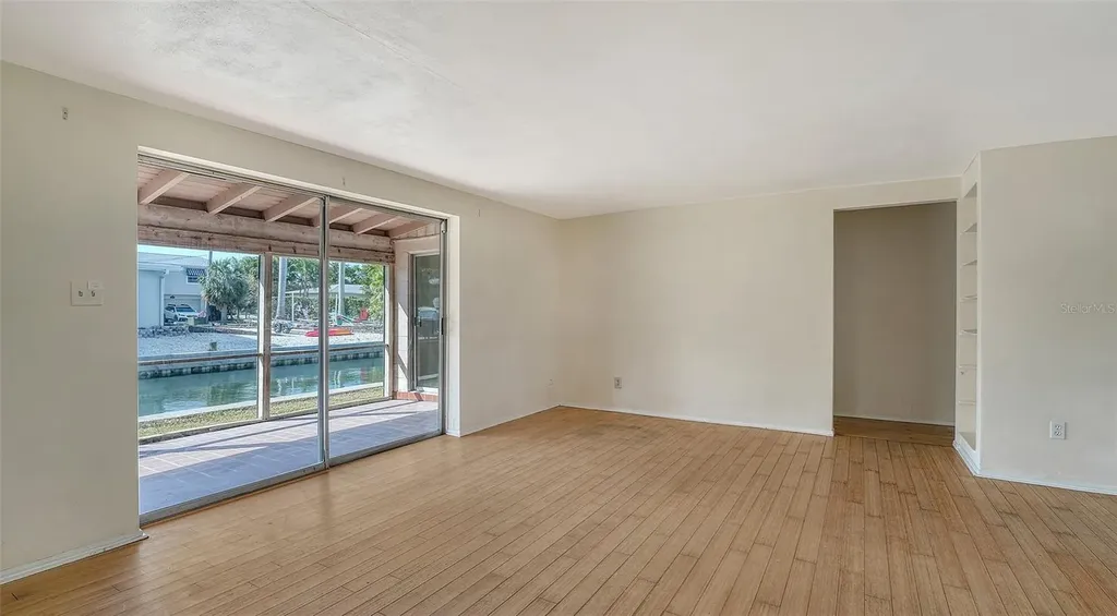 780 Jungle Queen Way Longboat Key FL 34228