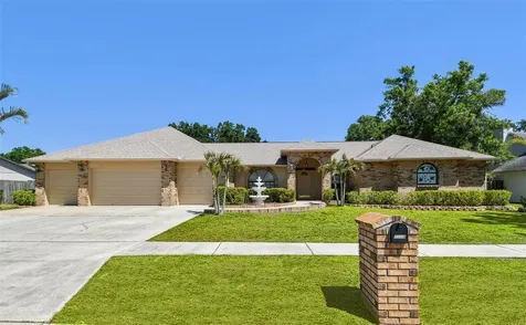 2914 Timber Knoll Drive Valrico FL 33596