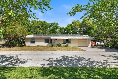 38351 7th Avenue Zephyrhills FL 33542