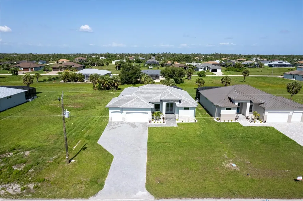 209 Rotonda Boulevard S Rotonda West FL 33947