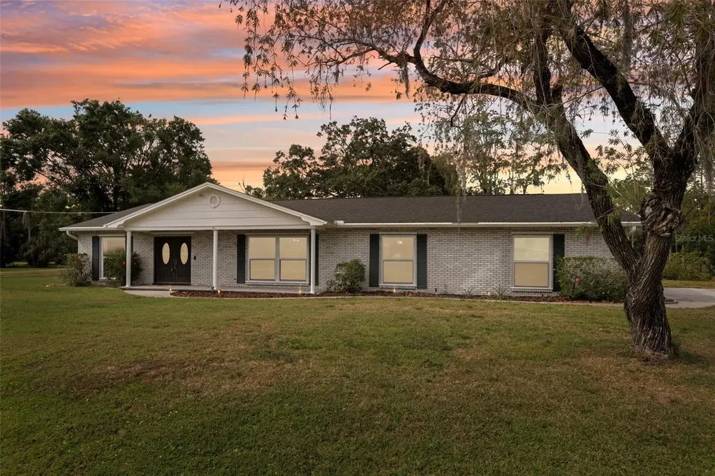 1226 Debuel Road Lutz FL 33549