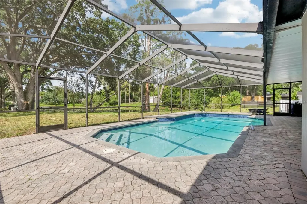 1226 Debuel Road Lutz FL 33549