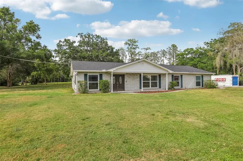 1226 Debuel Road Lutz FL 33549