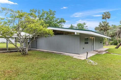 11065 NE 42nd Street Silver Springs FL 34488
