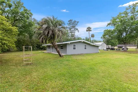 11065 NE 42nd Street Silver Springs FL 34488