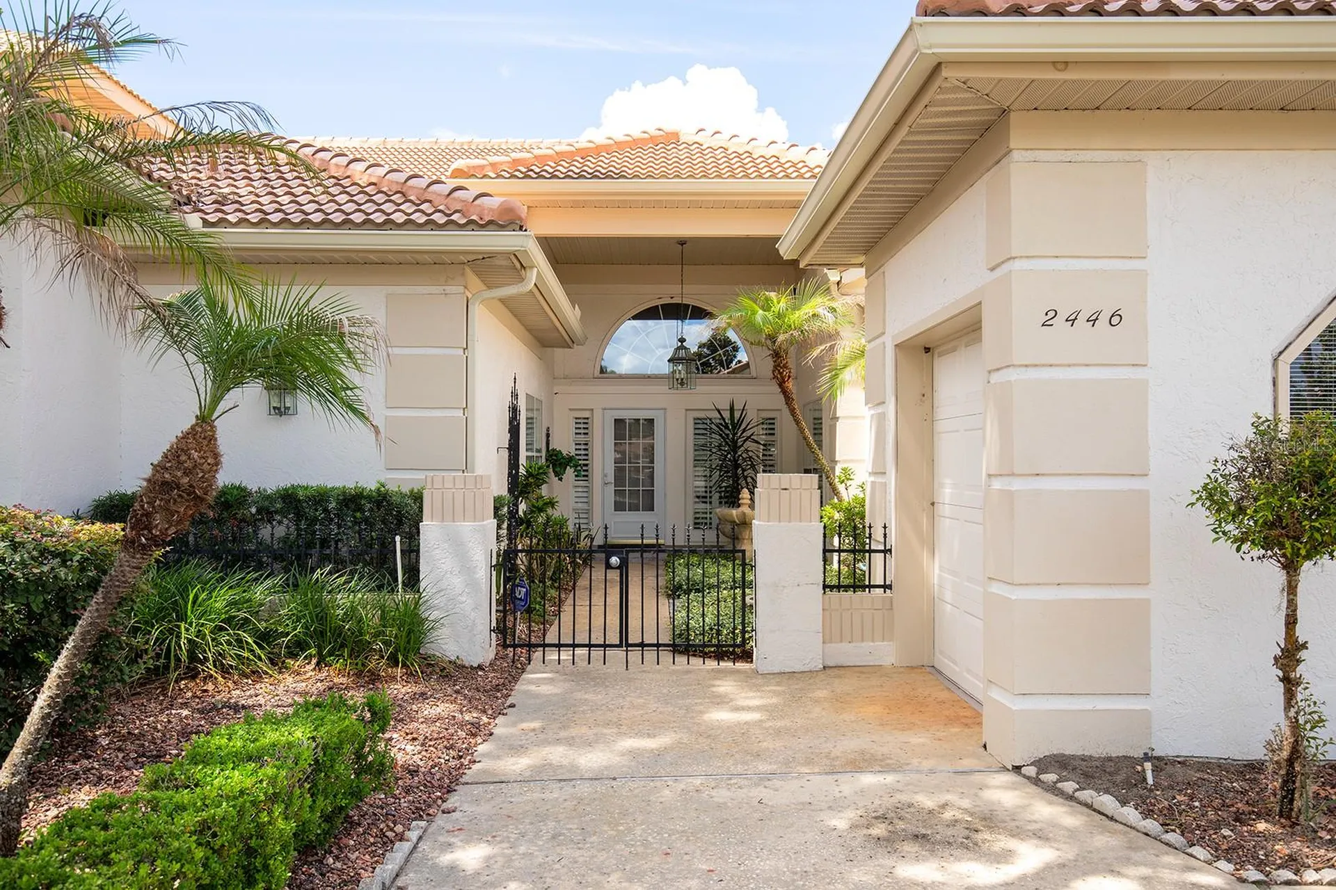 2446 Sweetwater Country Club Drive Apopka FL 32712