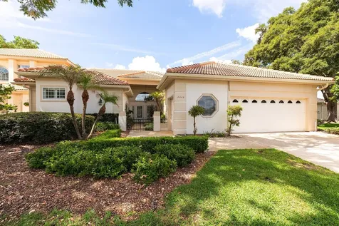 2446 Sweetwater Country Club Drive Apopka FL 32712