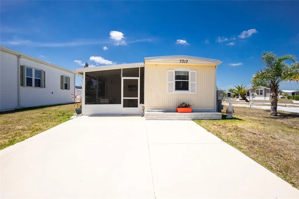7313 Desant Lane Port Charlotte FL 33981