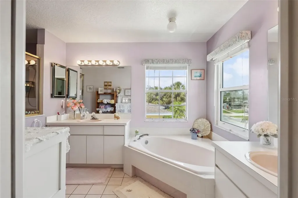 1842 Bayou Grande Boulevard NE St Petersburg FL 33703
