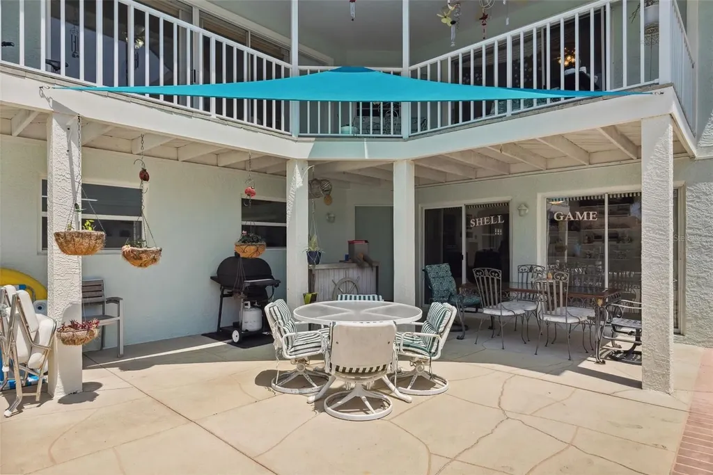 1842 Bayou Grande Boulevard NE St Petersburg FL 33703